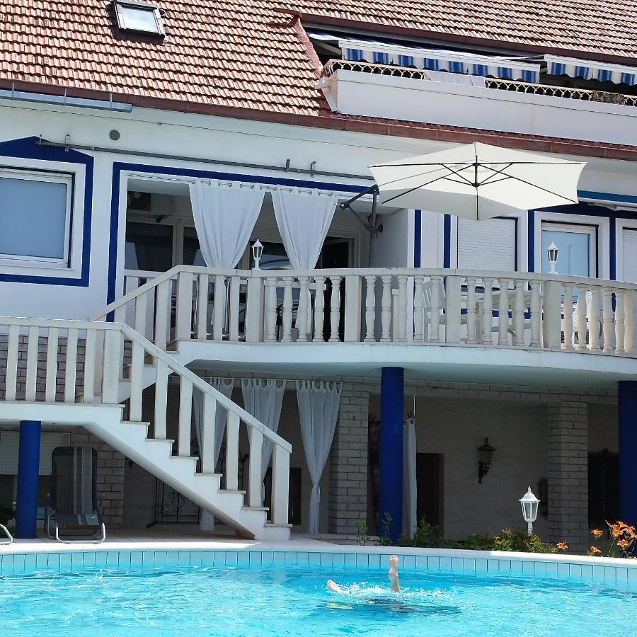 Villa Elit ดูกีรัท ภายนอก รูปภาพ
